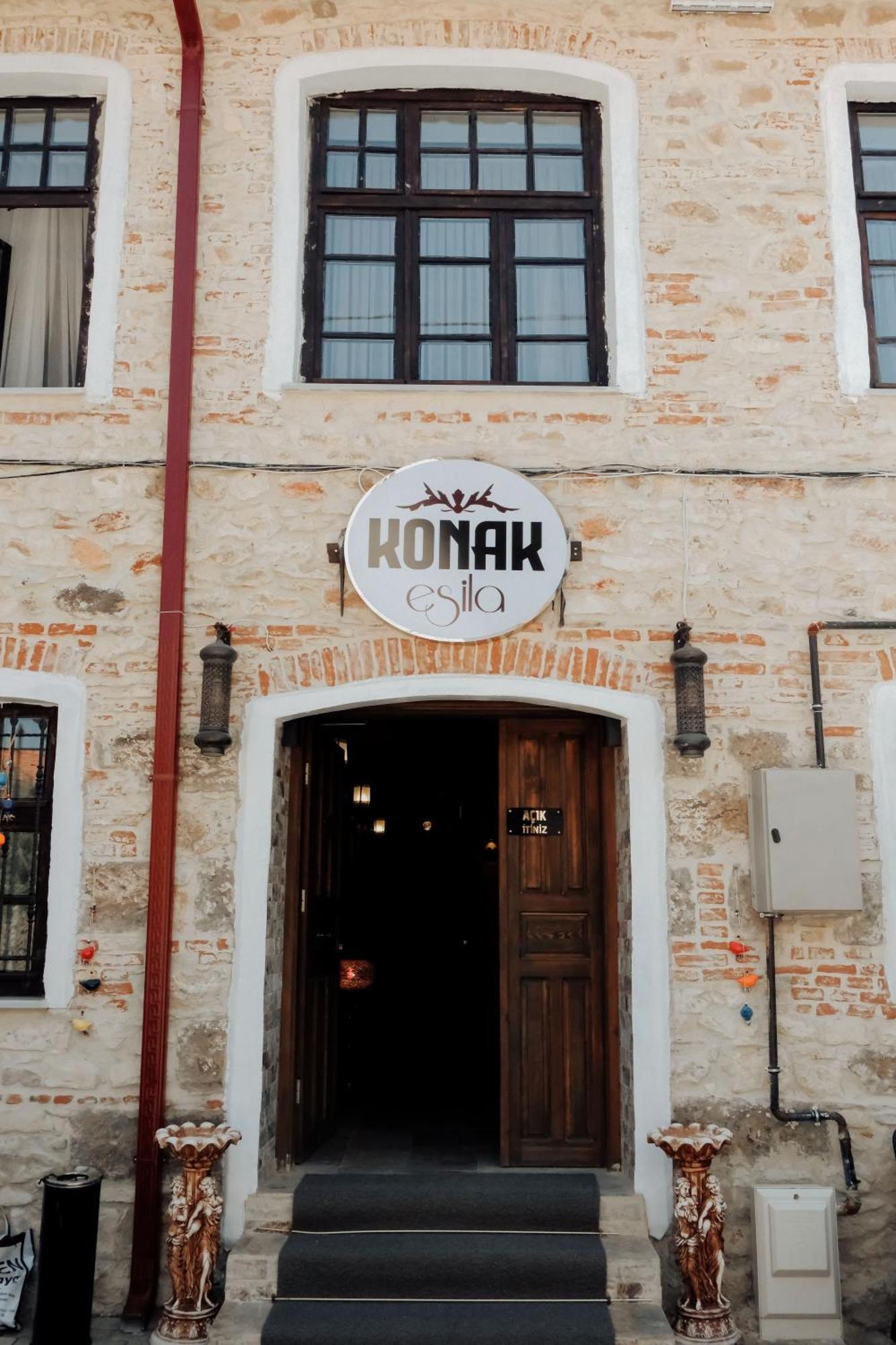 Konak Esila Uşak Exteriör bild